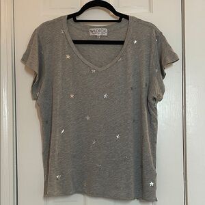 Wildfox, V-Neck Tee,  Heather Gray w/ Silver Stars, Size Medium